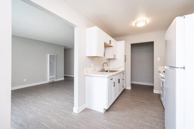 Villa Capri Apartments