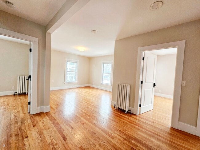 Photo - 24 Mansfield St Unit 2