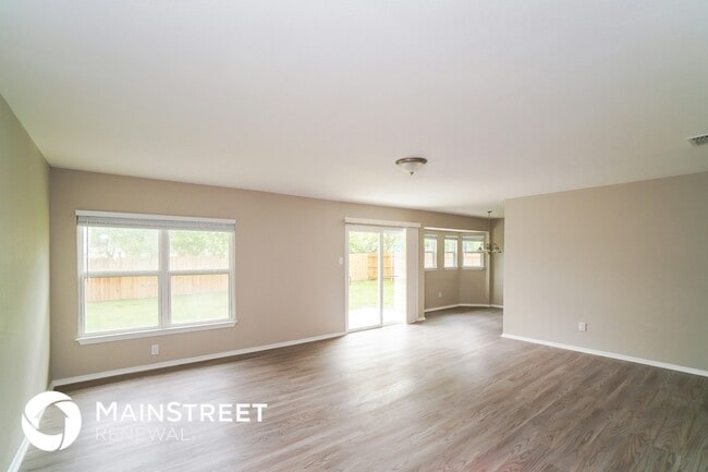 Photo - 4902 Buckwheat St