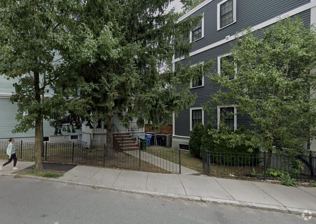 Building Photo - 344 Putnam Ave Unit 3 Rental