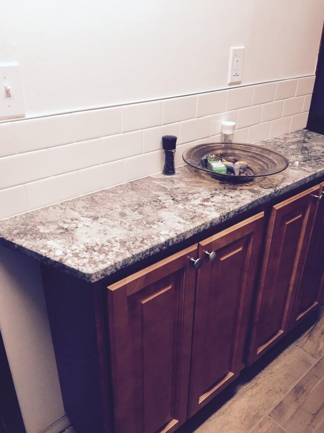 Photo - 113 Raylinsky Rd Unit A