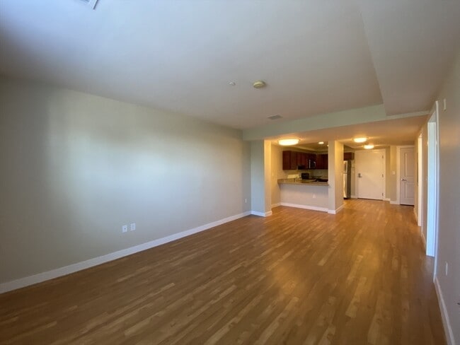 Photo - 20 Pond St Unidad 203