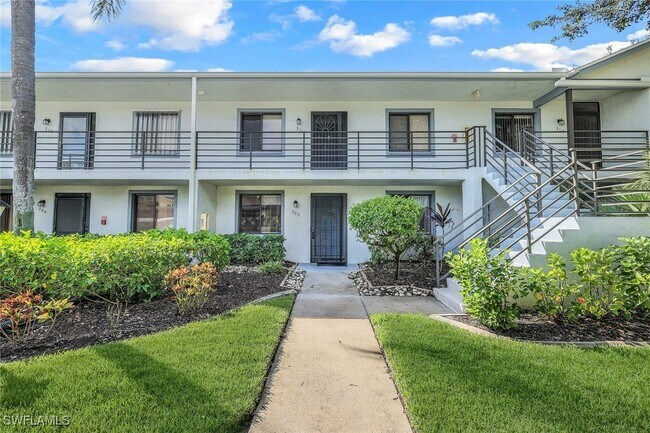 Building Photo - 12500 Cold Stream Dr Unit 305