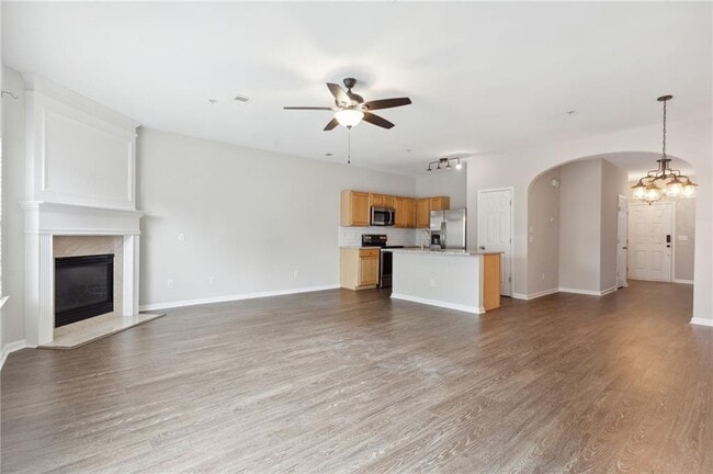 Building Photo - 372 Azalea Cir