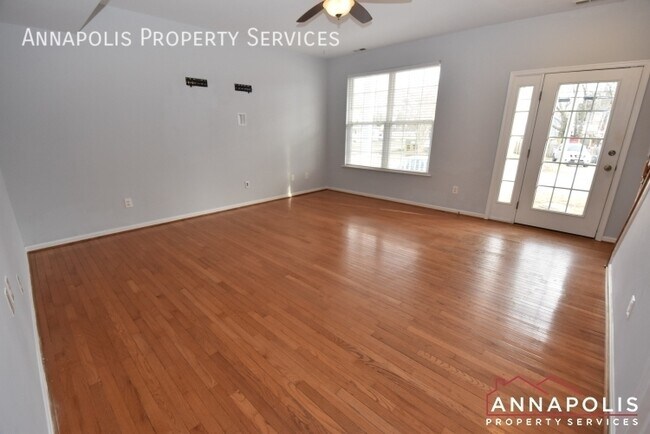 Photo - 858 Selby Blvd