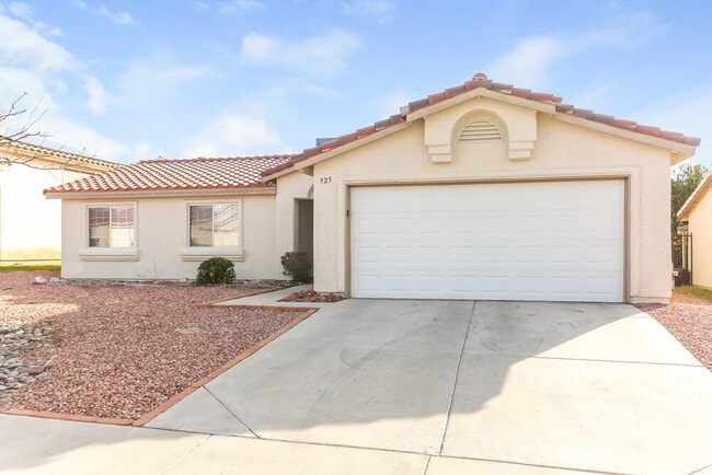 Building Photo - 925 Sunnyfield Way Rental