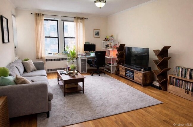 Building Photo - 300 Main St Unit 2E