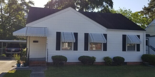 214 Simpson Street - 214 Simpson Street House