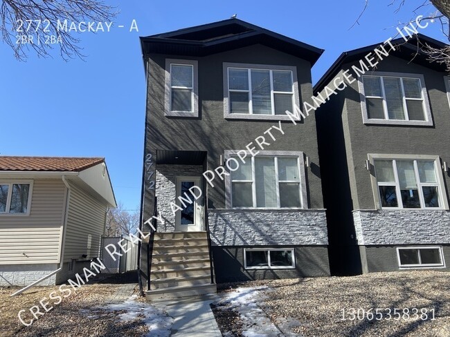 Building Photo - 2 bedroom 2 Bath Main floor unit in Regina SK.