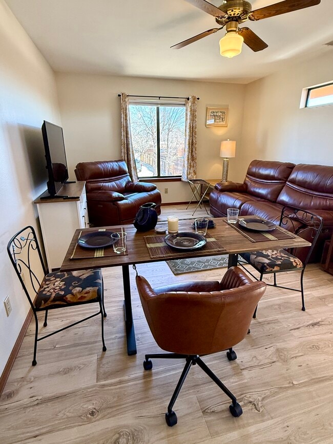 Study, dining, crafts - flexiblity - 2715 Sheridan St NW Unit Apartment