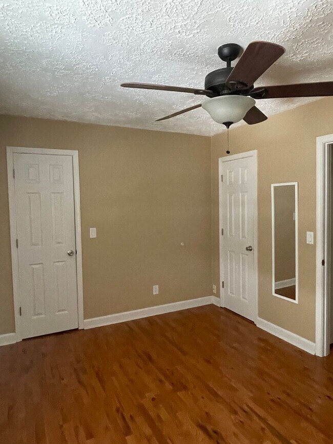 Photo - Three Bedroom Townhome