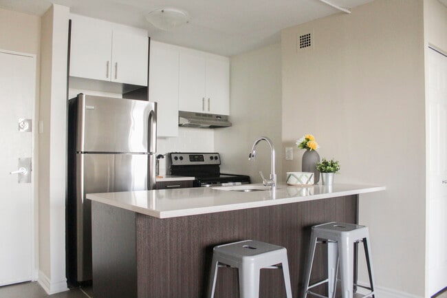 Building Photo - 1101 Rachel