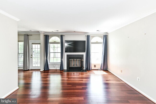 Photo - 2954 Yarling Ct Unit 2954