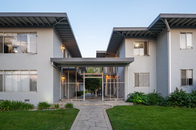 Station245 EVE2 (4) - Station 245