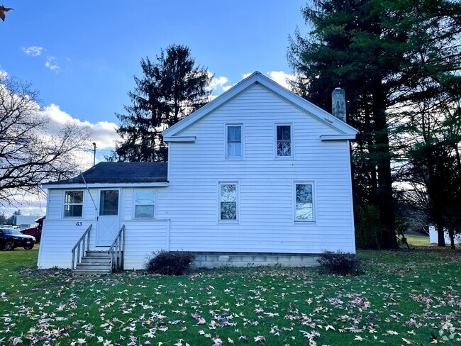 Building Photo - 63 Clinton St Rental