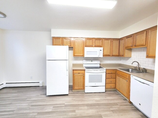 Photo - 1330 Zephyr St Unidad 10