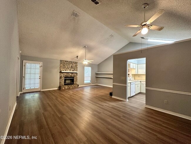 Photo - 1680 Sandy Hollow Loop