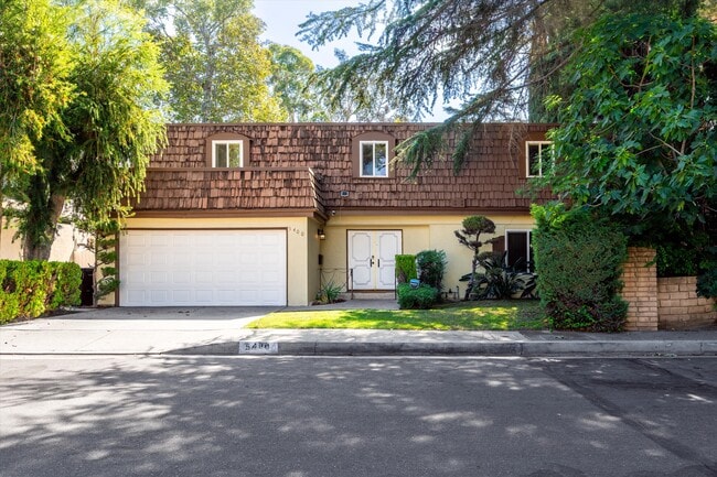 Building Photo - 5400 Nagle Ave Rental