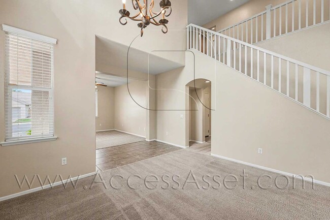 Photo - Inviting 4-Bed, 3-Bath Home In Sunny Winchester!