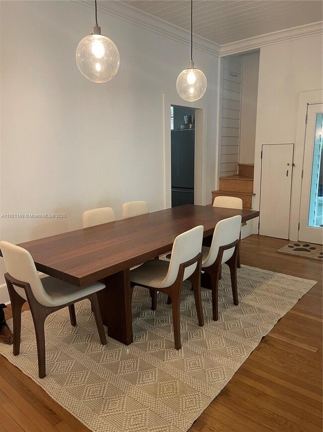 Photo - 27 NE 49th St