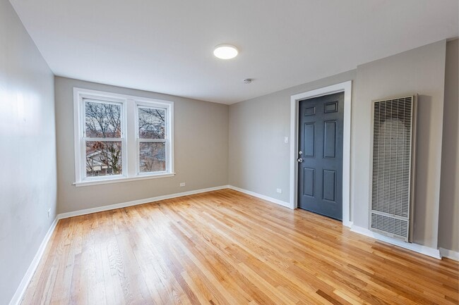 Photo - 4343 Wisconsin Ave Unidad 3