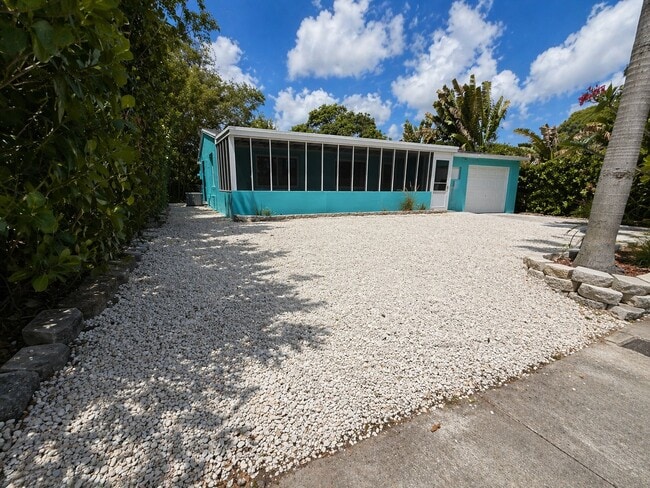 Photo - 1413 SW 23rd Ave