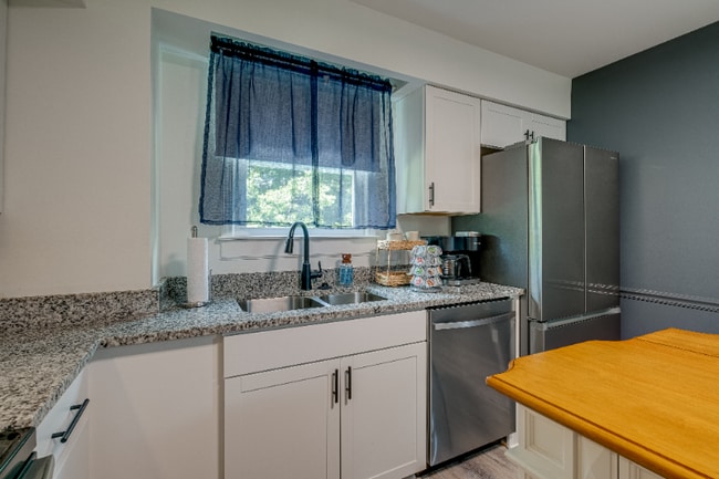 Photo - 179 Anderson Ln