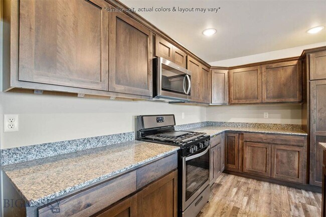 Photo - 704 Black Diamond St Unit D