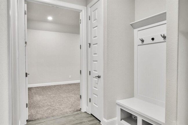 Photo - 1405 Highland Ridge Rd