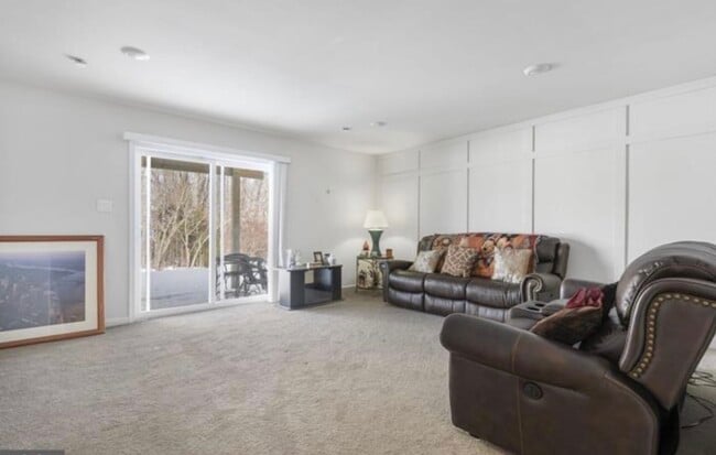 Photo - 110 Jonagold Dr