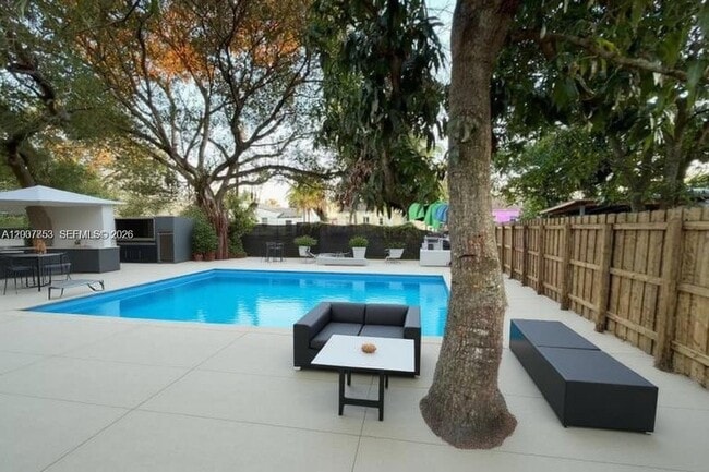 Photo - 854 NW 76th St