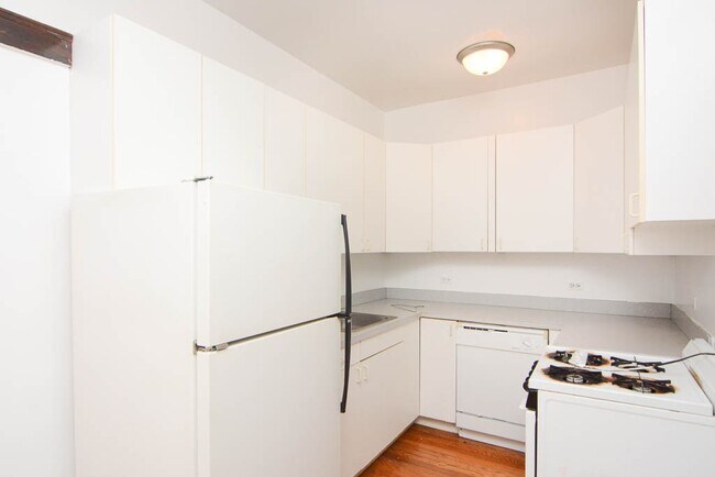 Photo - 819 W Waveland Ave Unidad 80