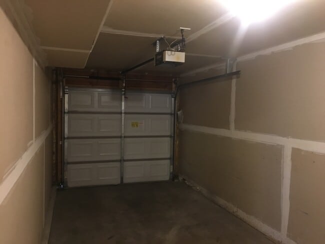 Photo - 939 West Ave