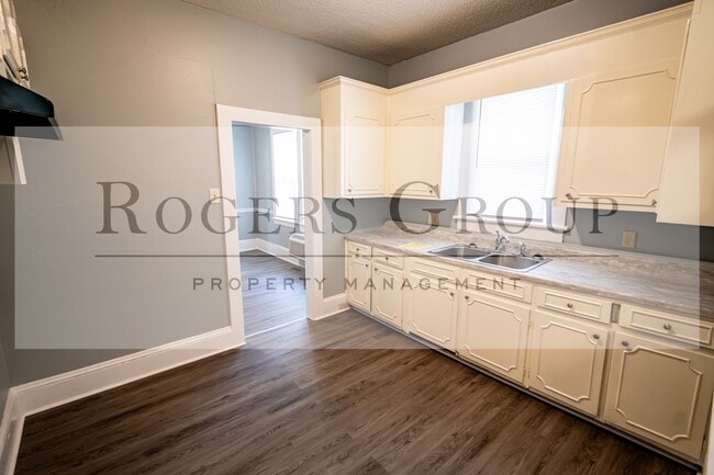 Photo - 614 Highland Ave