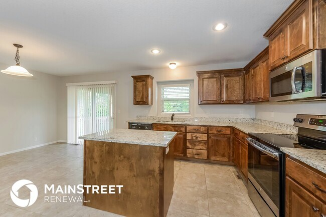 Photo - 407 Golfview Dr