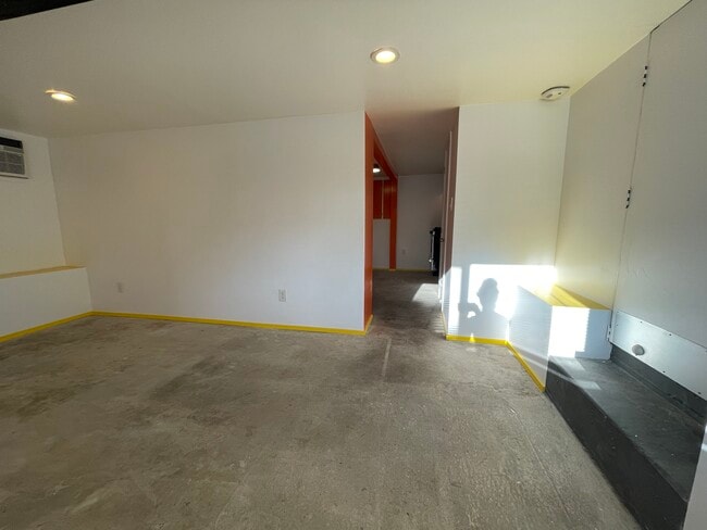 Photo - 1141 N Virgil Ave Unit B