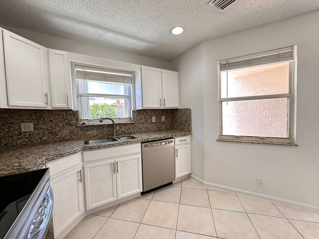 Photo - 703 Crosswinds Dr