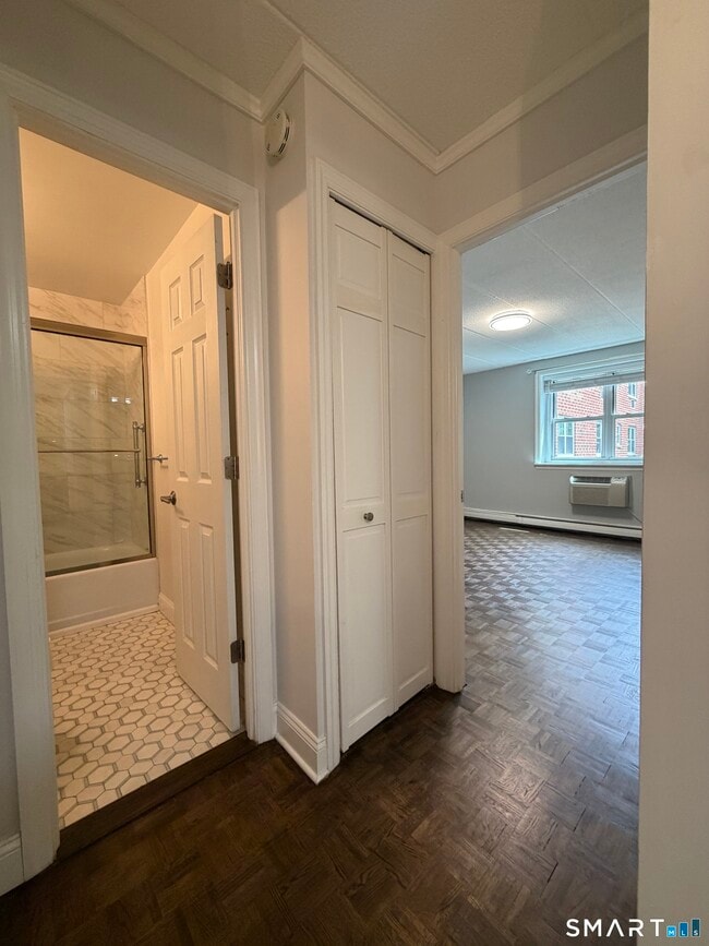 Photo - 27 Northill St Unit 3M