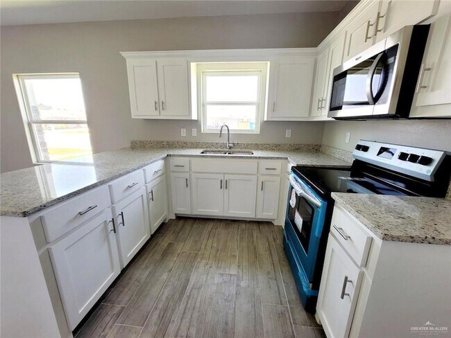 Photo - 1904 Davenport St Unit 1