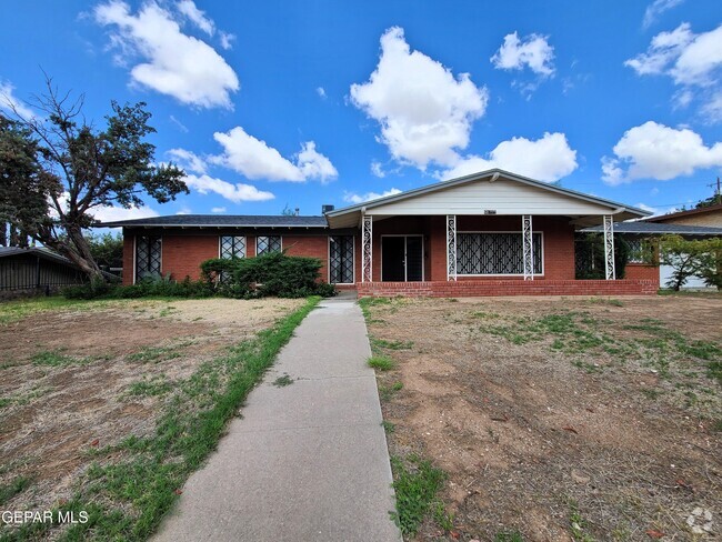 Building Photo - 3929 Las Vegas Dr Rental