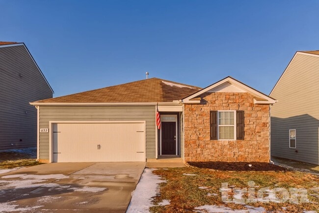 Building Photo - 1122 Woodbridge Blvd