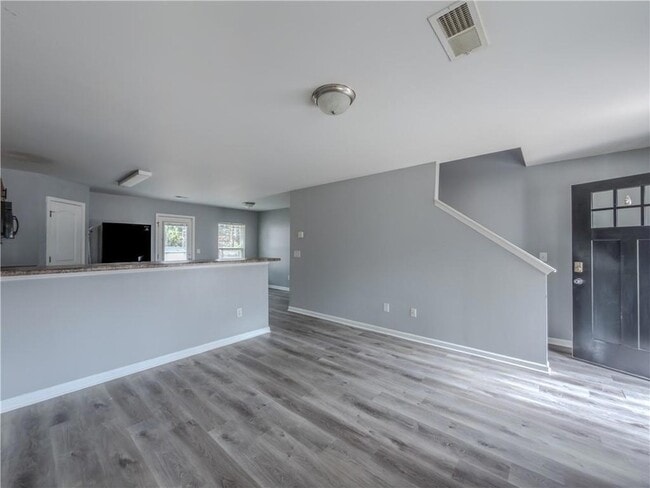 Photo - 340 Arthurs Ln