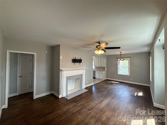 Photo - 2520 Brentwood Pl