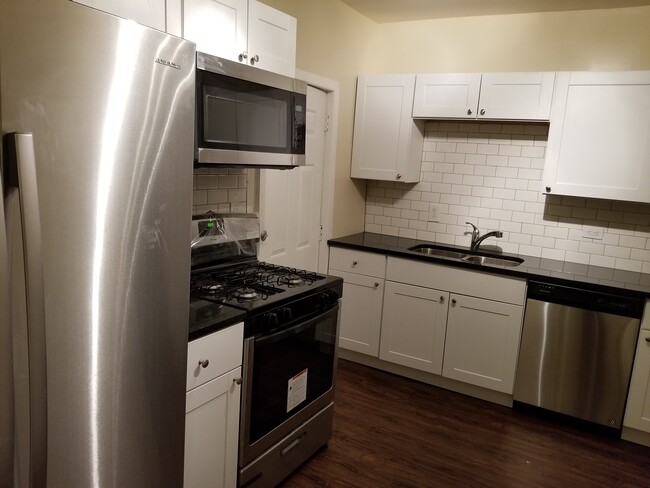 Photo - 1838 S May St Unidad Apt 2F