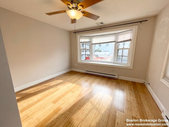 114 Buttonwood St Unidad 1