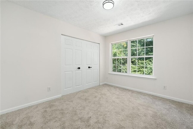 Photo - 872 Windcroft Cir NW