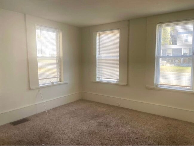 Photo - 322 Central St Unit 1