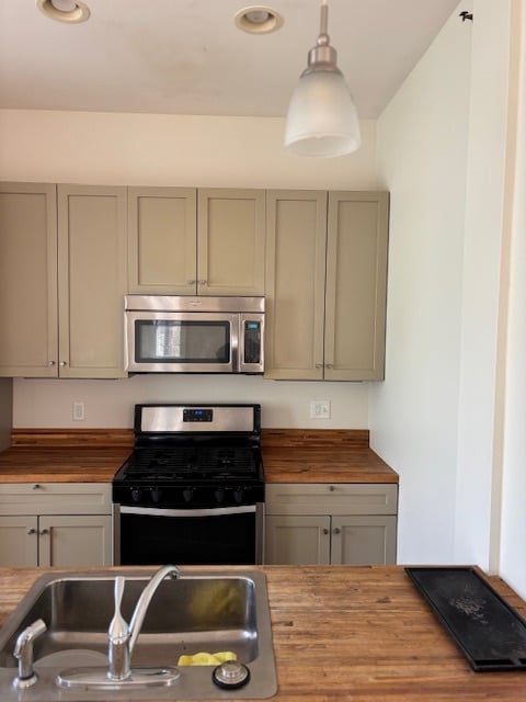 Photo - 3929 Spring Grove Ave Unit 203