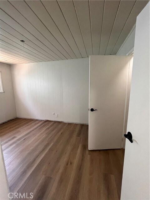 Photo - 3209 W 110th St