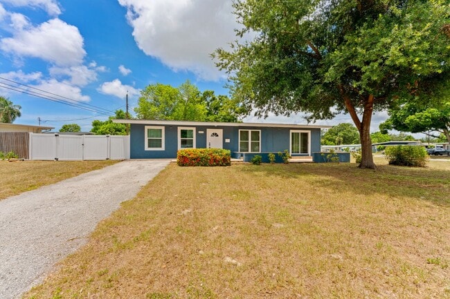 Photo - Stunning 3 BR/2 BA home in Heart of St. Pete!